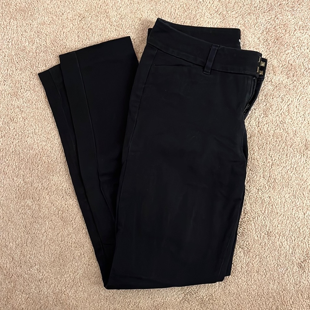 Old navy pixie pants size 2 ankle mid rise black